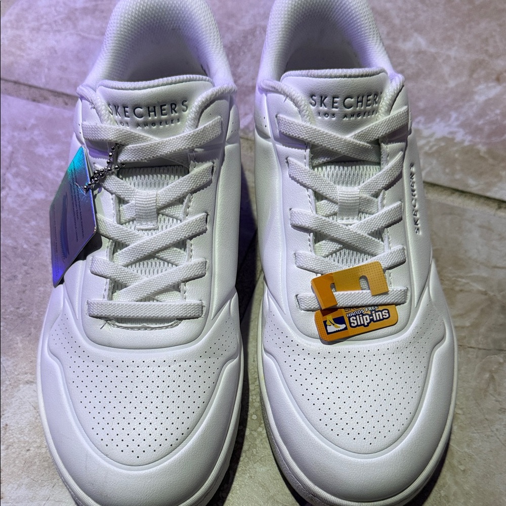 Skechers Slip-Ins White Sneakers Hands Free Womens 8.5 New